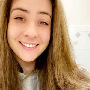 Meet your Posher, Julia